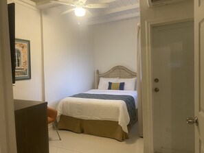 1 bedroom, iron/ironing board, travel cot, free WiFi