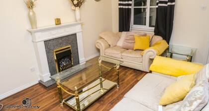 Nice serviced house with parking near city center