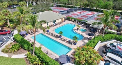 Cypress Woods for Seasonal or Summer Stays