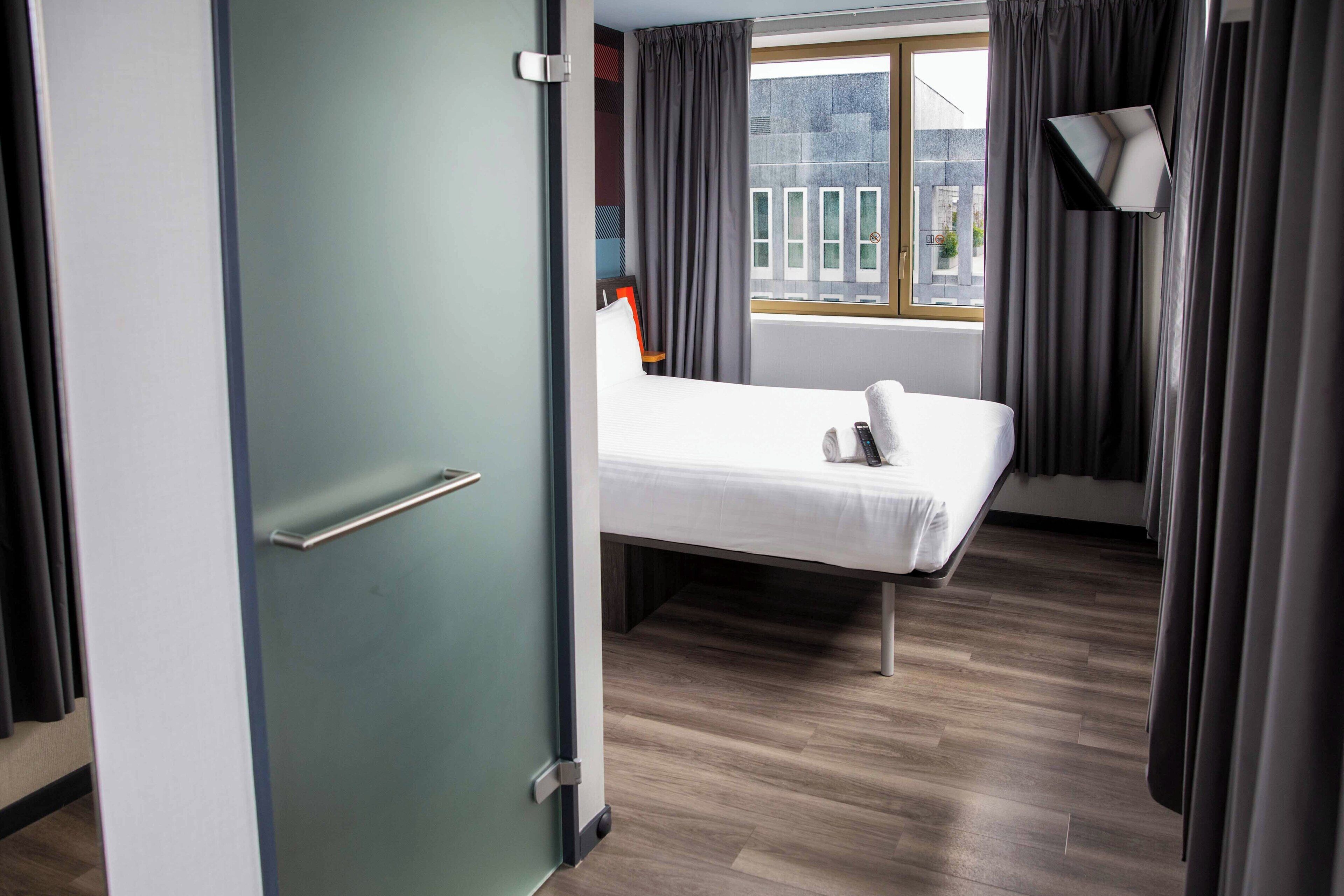 Chambres insonorisées, fer et planche à repasser, Wi-Fi gratuit