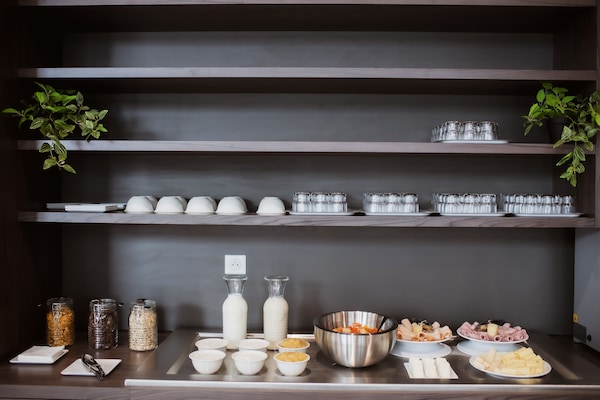 Daily continental breakfast for a fee