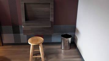 Chambres insonorisées, fer et planche à repasser, Wi-Fi gratuit