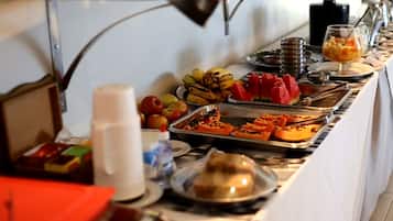 Desayuno buffet incluido todos los días