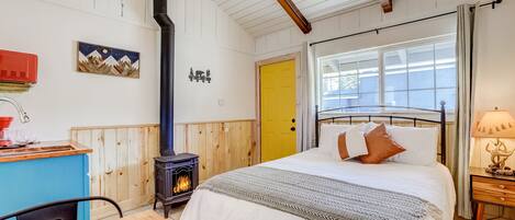 1 dormitorio, escritorio, tabla de planchar con plancha y wifi gratis