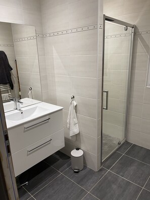 Shower, hair dryer