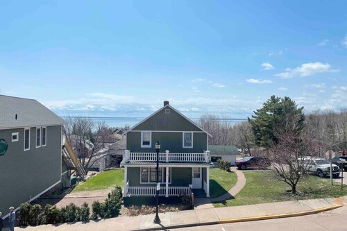 Ontario Suite @ The Bayfield Guest House
