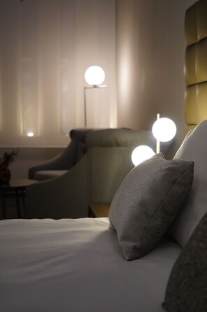 Exclusive Suite | Premium bedding, down comforters, in-room safe, desk - Antigua Hotel Boutique (Atizapan de Zaragoza)