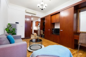 Deluxe Apartment | 1 bedroom, free WiFi - The Manor Apartment Nguyen Huu Canh (Ho Chi Minh City)