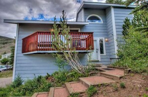 Exterior - Newly renovated entire home in the Rocky Mountains (Dillon)