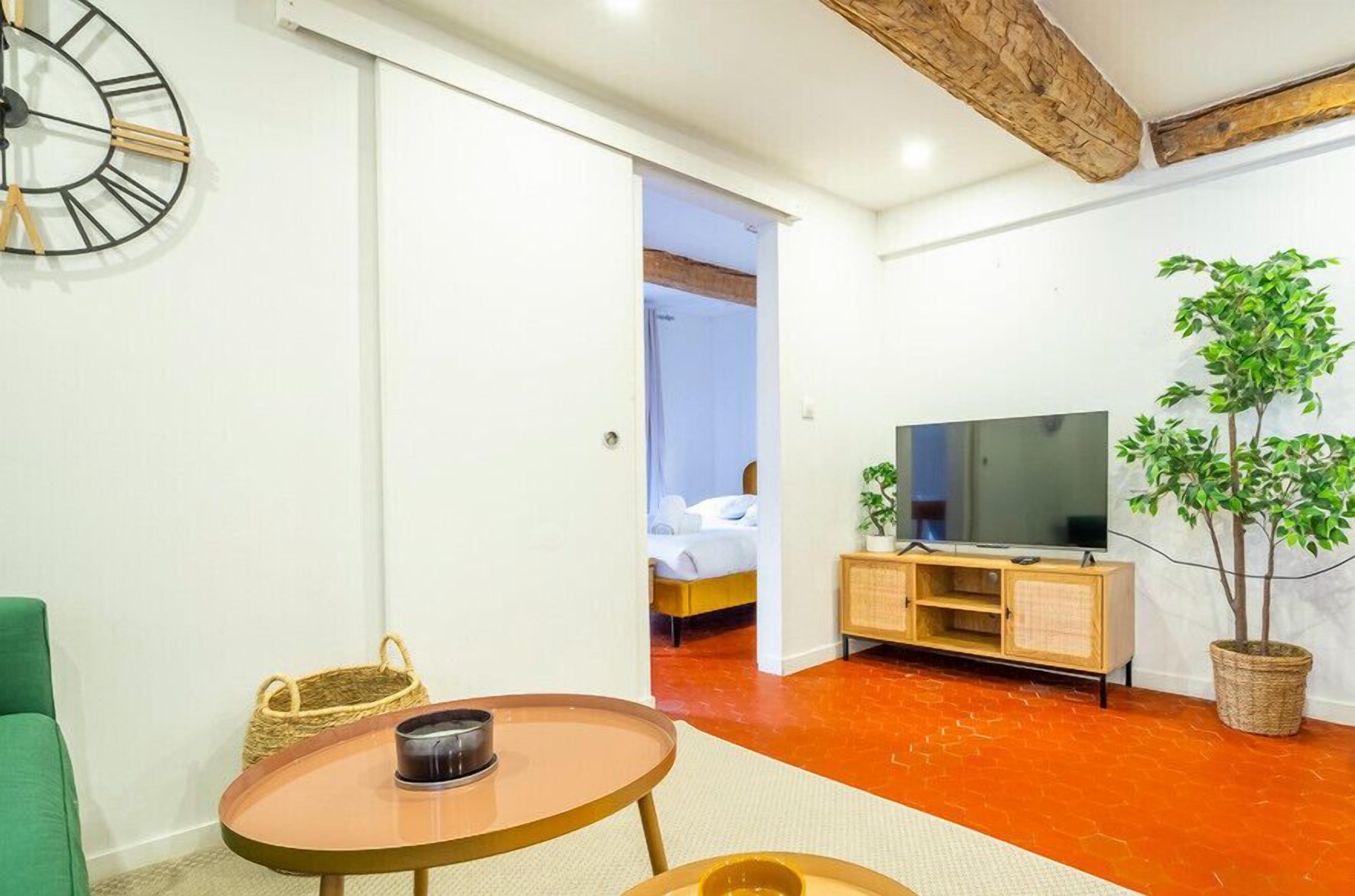 Télévision, espaces bureaux