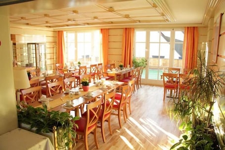 Daily buffet breakfast (EUR 14 per person)