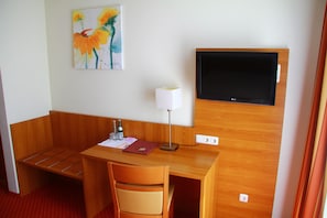 Standard Single Room | 1 bedroom, desk, free WiFi, bed sheets