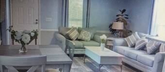 PK's Bungalow!! Located just two doors down from the world famous KP Hole