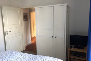 1 bedroom, iron/ironing board, travel crib, free WiFi