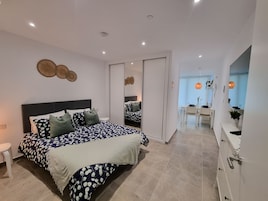 Premium Studio Suite | Egyptian cotton sheets, premium bedding, in-room safe, desk