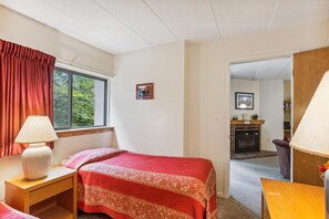 Room - Pinnacle D09 (Killington)