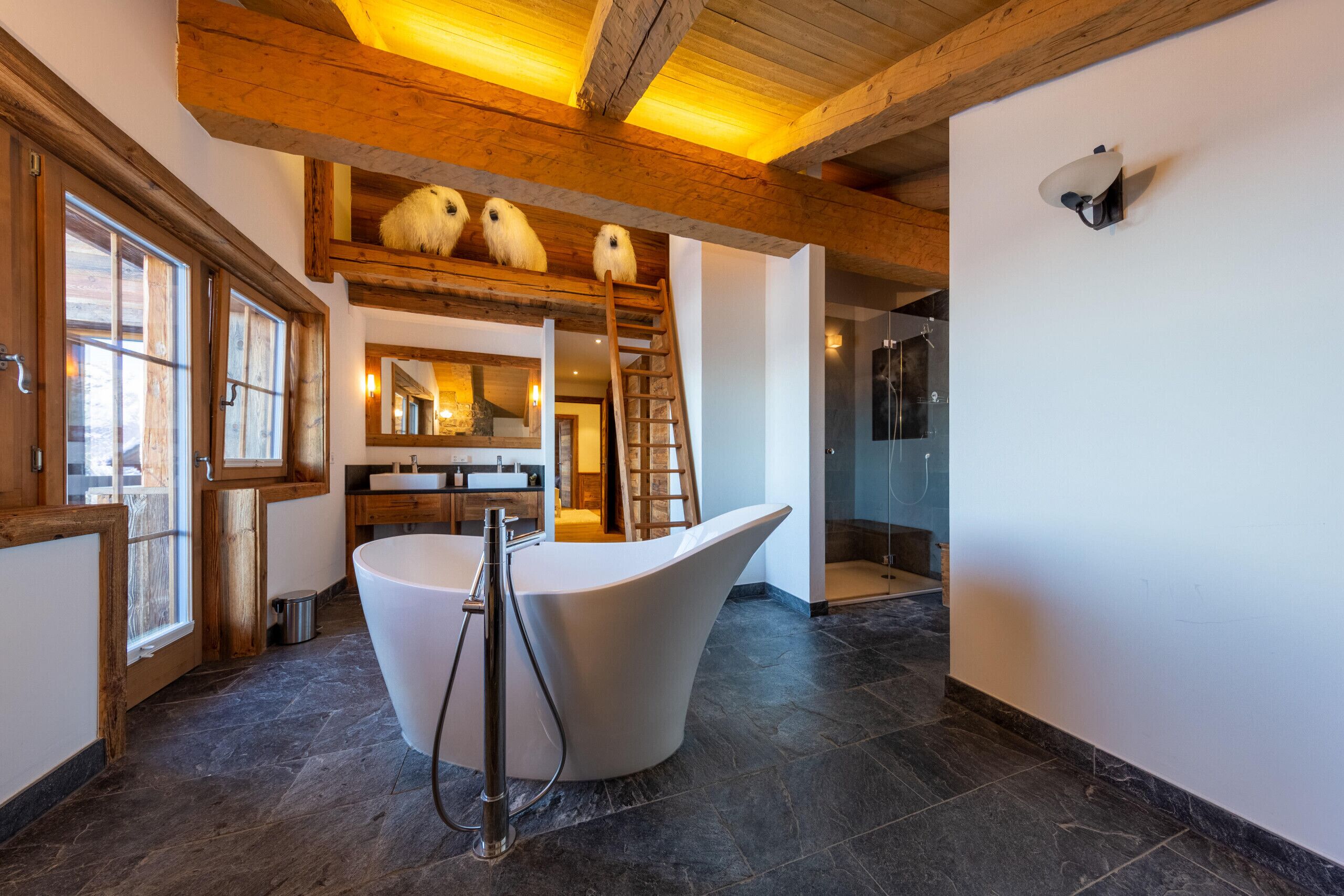 Bathtub, hair dryer