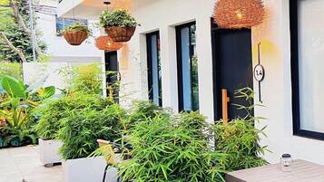 Chambre Double Standard | Terrasse/Patio