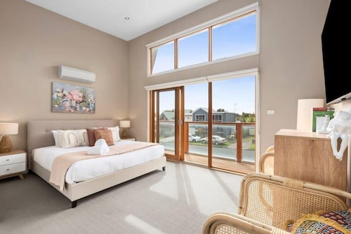 Dunes House, Gas Fire, 80m to beach, Pet friendly