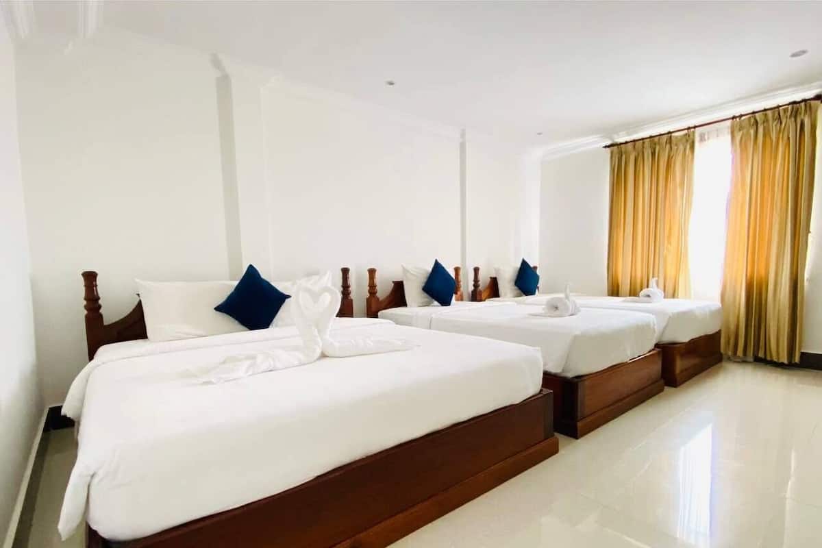 Hypo-allergenic bedding, pillow-top beds, minibar, desk