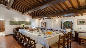 Dining - Borgo Gallinaio 32, Emma Villas (Siena)