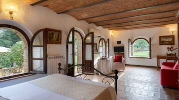 16 Schlafzimmer, Bügeleisen/Bügelbrett, kostenloses WLAN, Bettwäsche