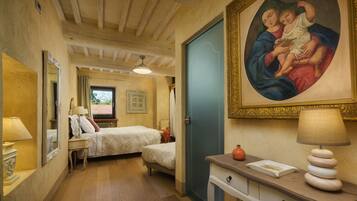 4 camere, ferro/asse da stiro, Wi-Fi gratuito, lenzuola