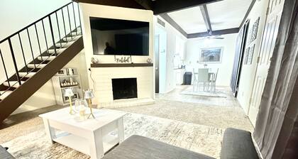 Cozy 2bd condo minutes away from all Medical facilities.