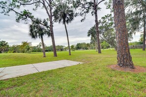 Property grounds - On-Site Pond: Sleek Largo Studio < 7 Mi to Beach! (Largo)