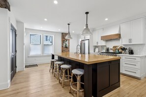 Fridge, microwave, oven, stovetop - Private Hot Tub | 2-Home Retreat | Sleeps 16 (Cleveland)