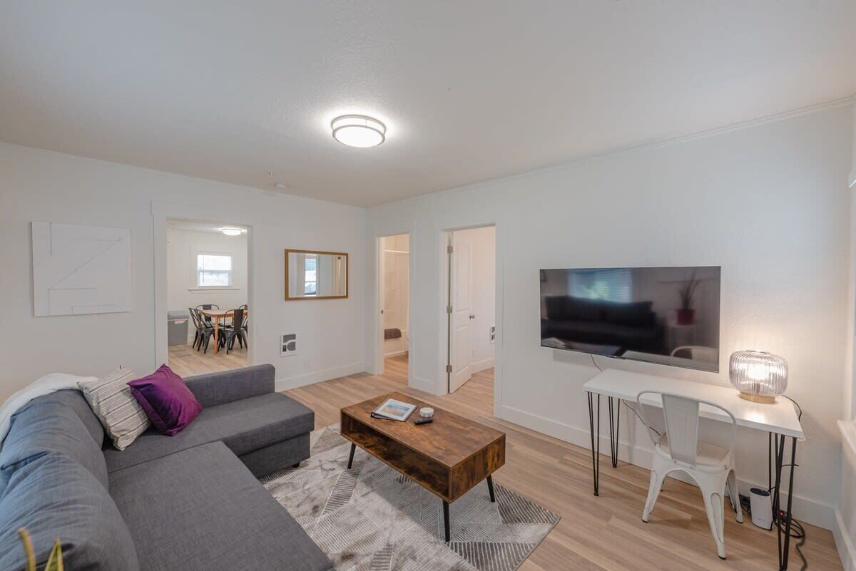 #InvestREPM Coos Bay Primrose Cottage