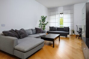 Smart TV - Stylish condo with jacuzzi garibaldi sempione 85m2 (Milano)