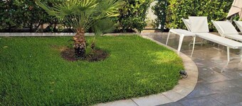 Villa with Pool and Whirlpool
