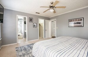 4 bedrooms, free WiFi, bed sheets