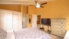 1 habitación, tabla de planchar con plancha, wifi gratis y ropa de cama