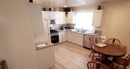 Newer 3bed/2bath home in a quiet residential area