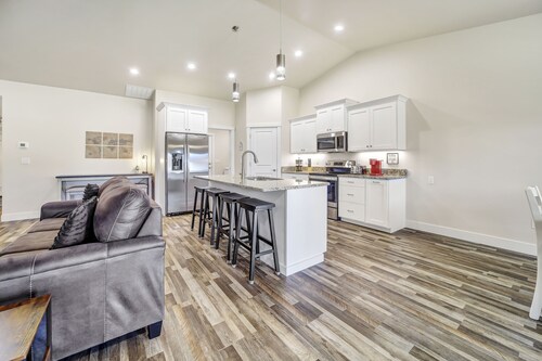 Comfortable New Home in Broadmoor Subdivision