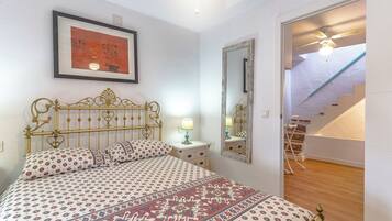 2 sovrum, strykjärn/strykbräda, gratis wi-fi och sängkläder