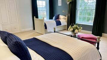 5 chambres, bureau, Wi-Fi, draps fournis