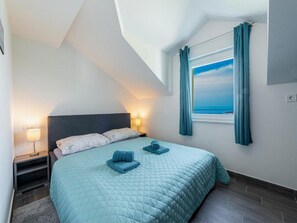 2 soverom, strykejern/-brett, wi-fi og sengetøy