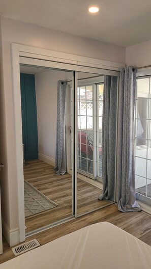 1 chambre, bureau, fer et planche Ă repasser, Wi-Fi gratuit