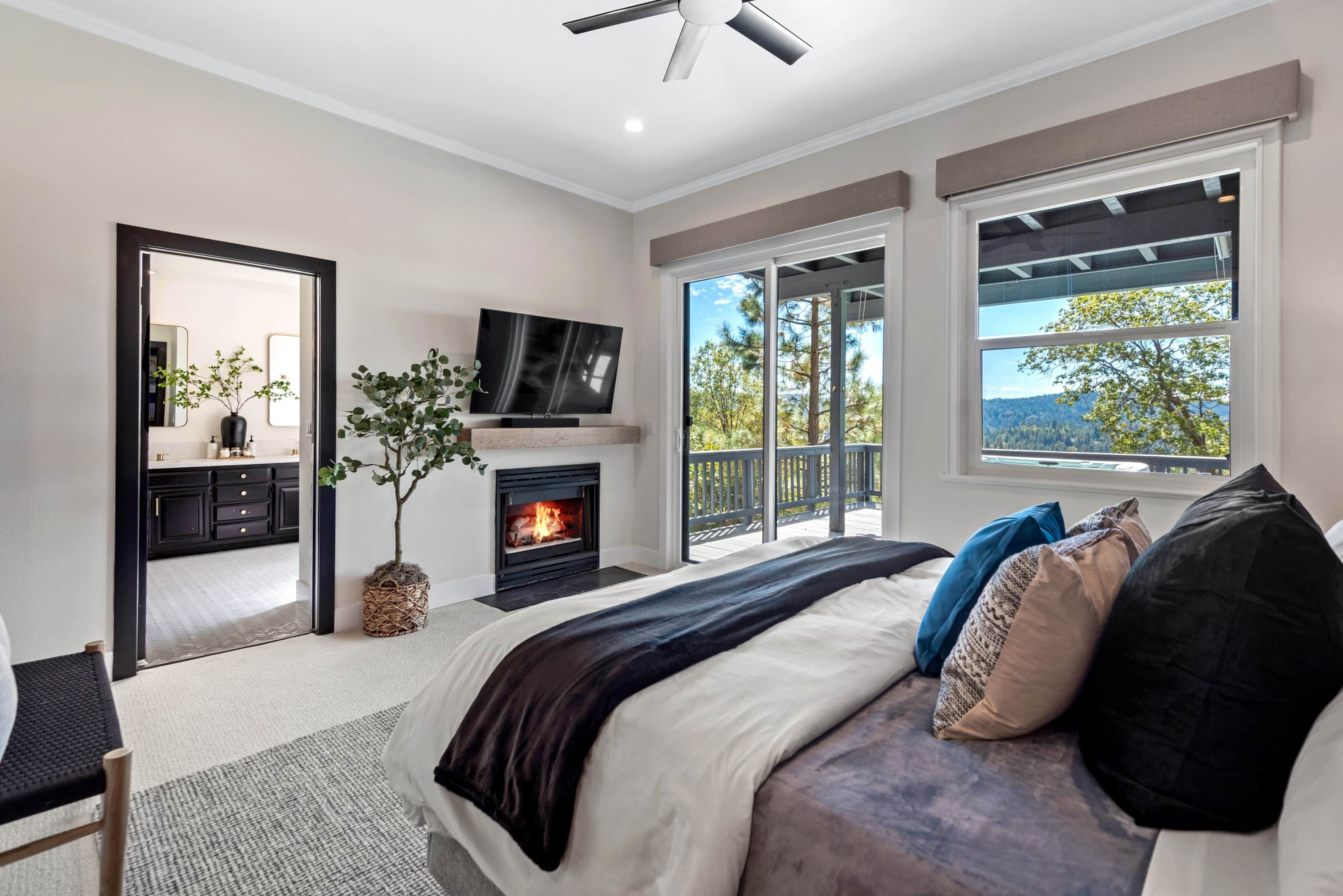 4 Schlafzimmer, Zimmersafe, Bügeleisen/Bügelbrett, WLAN