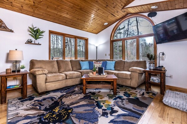 Smart TV, videojuegos, futbolito y libros 