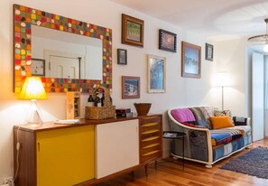 1 bedroom, travel cot - The Day Tripper at Chiado (Lisbon)