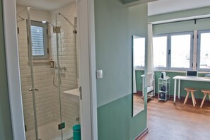 Apartment | 1 bedroom, travel cot - Margarita s Day in Lisbon - by Misha s Place 2C (Lisbon)