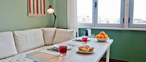 Apartment | 1 bedroom, travel crib