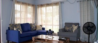 Serenity Retreat Cottage 2- 5mins from the beach!