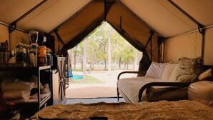 Cabane Standard | Literie de qualité supérieure, Wi-Fi gratuit, draps fournis