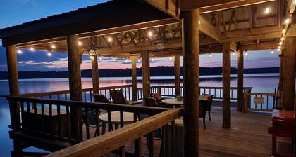 Stunning 3 Bedroom Lake House on South Toledo Bend