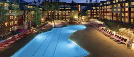 Piscine extérieure, piscine chauffée